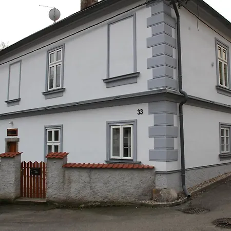 公寓 Comfortable Under The St. Barbara's Cathedral