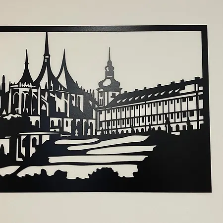 Comfortable Under The St. Barbara's Cathedral 公寓 *