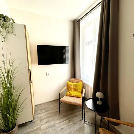 아파트 Comfortable Under The St. Barbara's Cathedral *