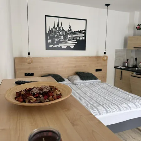 Comfortable Under The St. Barbara's Cathedral Apartment Kutna Hora