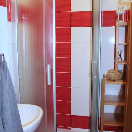 아파트 Comfortable Under The St. Barbara's Cathedral *