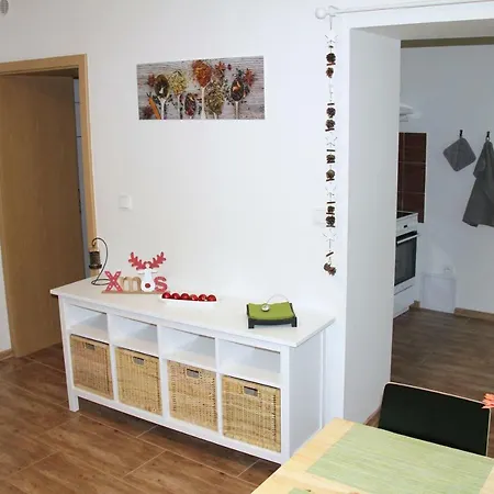 Comfortable Under The St. Barbara's Cathedral 아파트 쿤타호라