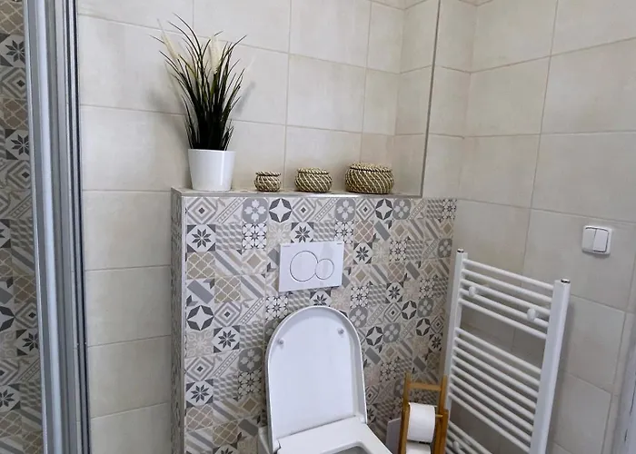 Апартаменты Comfortable Under The St. Barbara's Cathedral Кутна-Гора