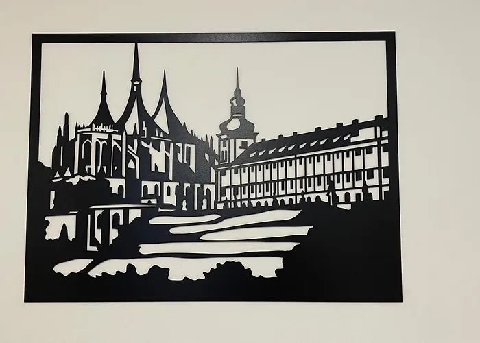 Comfortable Under The St. Barbara's Cathedral 公寓 *