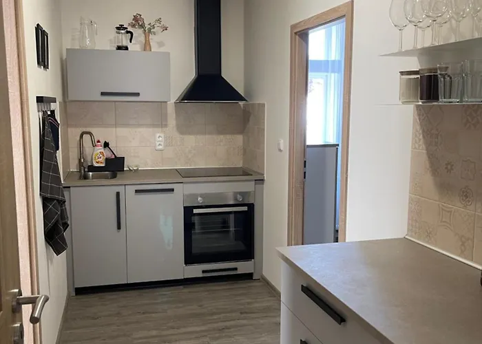 Comfortable Under The St. Barbara's Cathedral * Кутна-Гора